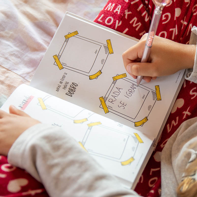 Motivacijski dnevnik Sanjaj velike sanje v uporabi